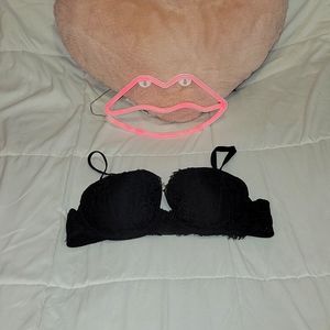 VS Chantilly Lace Dream Angels sz 36D